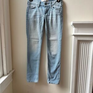 Hollister Women's Light Blue Straight Leg Jeans